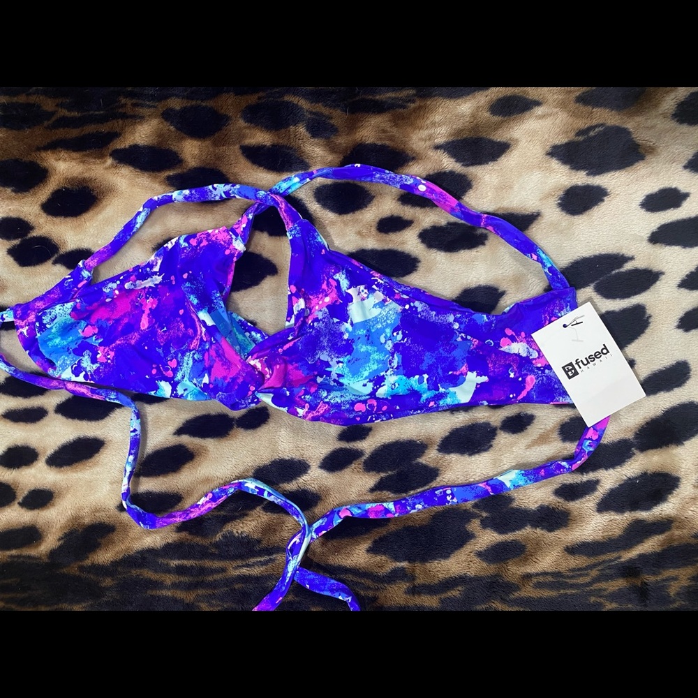 Fused Hawaii Top